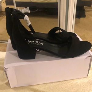 Brand new sandal heel black suede